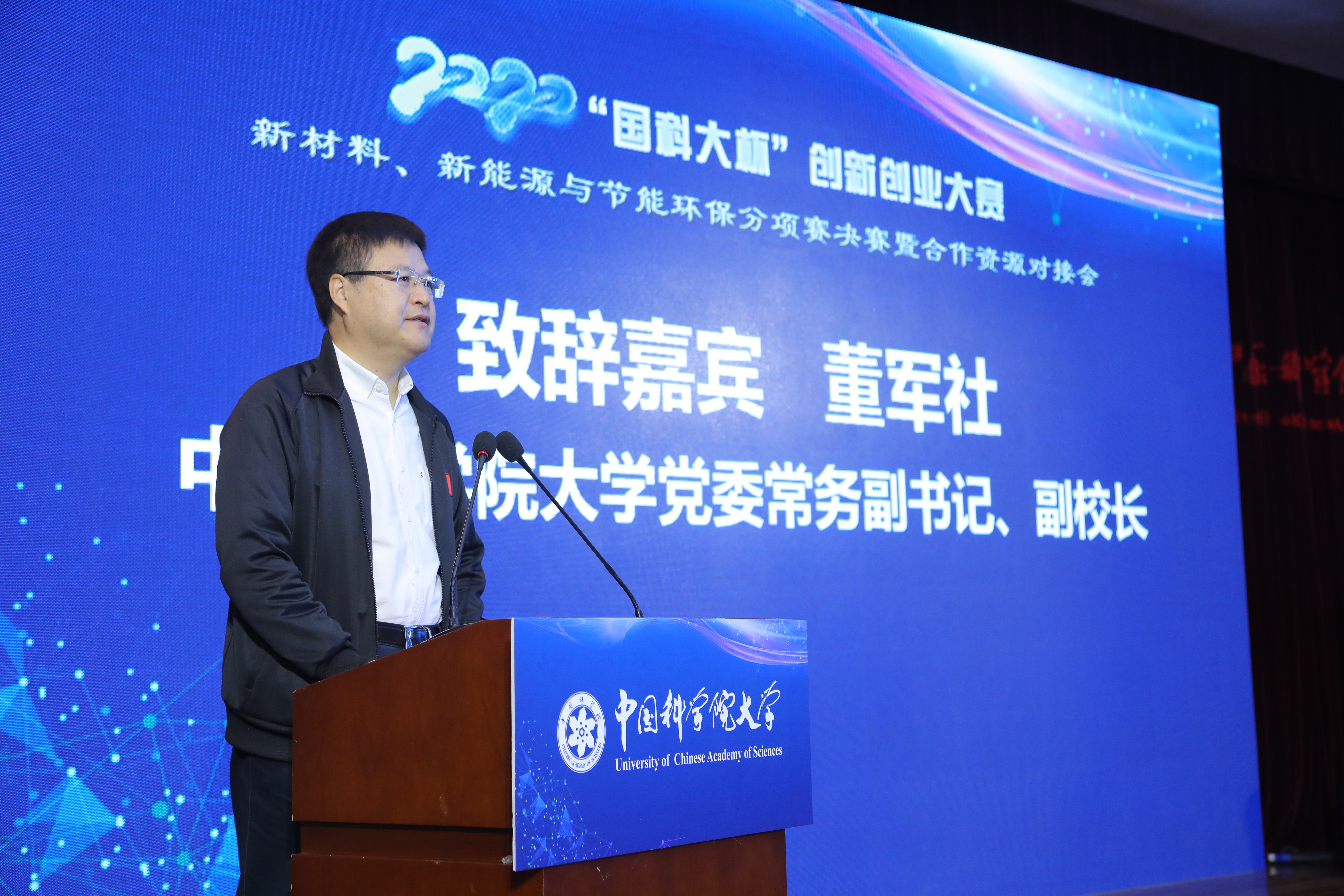 权威专家评高考语文卷：试题跨学科综合性和答案开放性显著